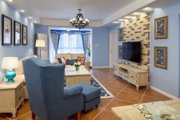 美式客厅蓝色墙面搭配方法 美式风格注意事项